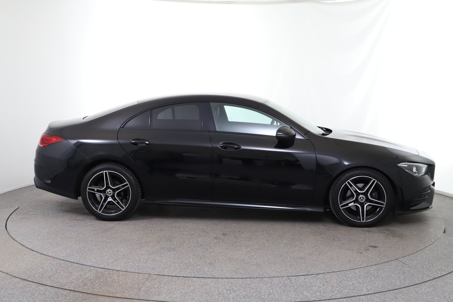 Mercedes CLA 180 d Aut. | Bild 6 von 30