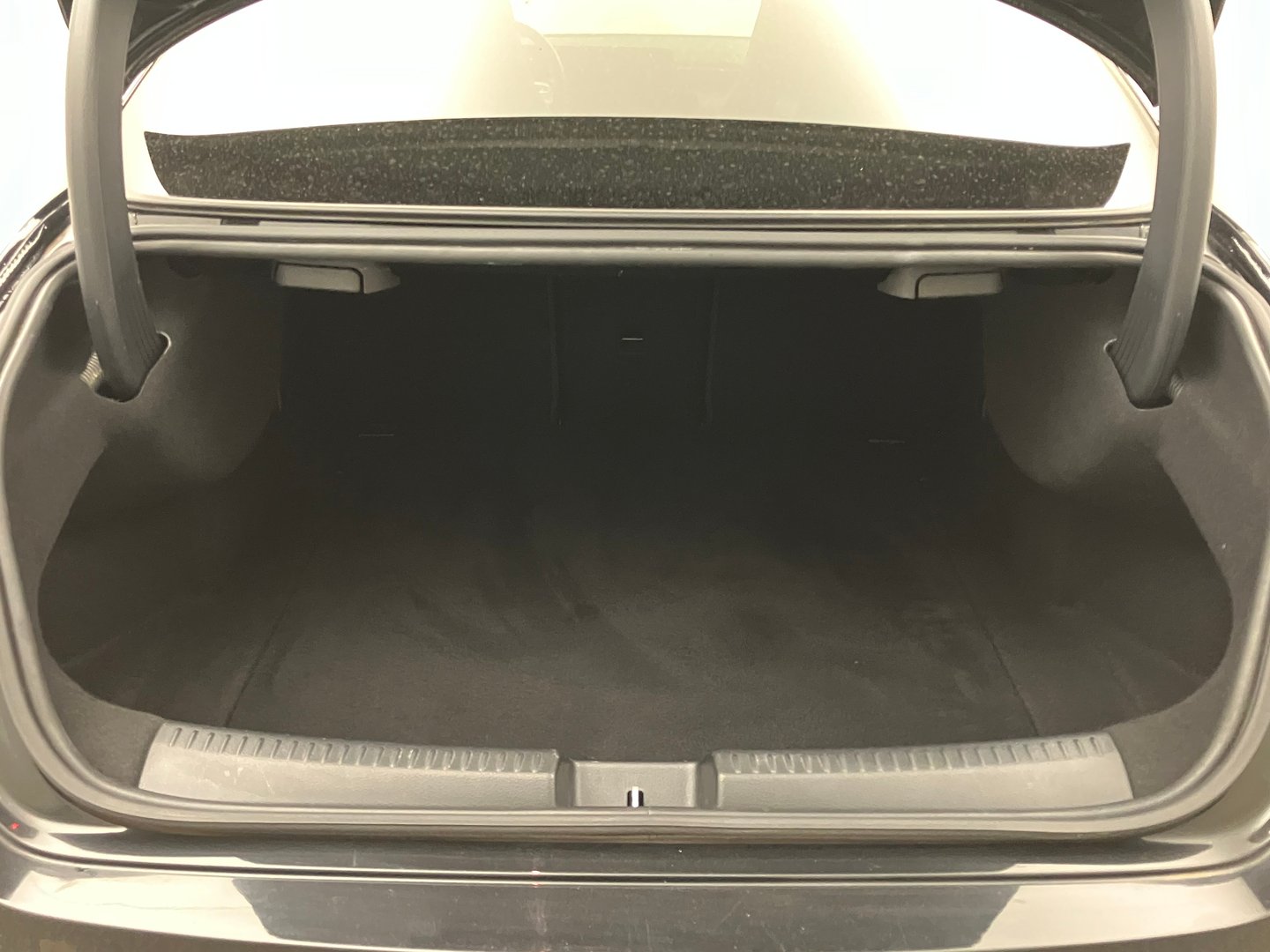 Mercedes CLA 180 d Aut. | Bild 28 von 30