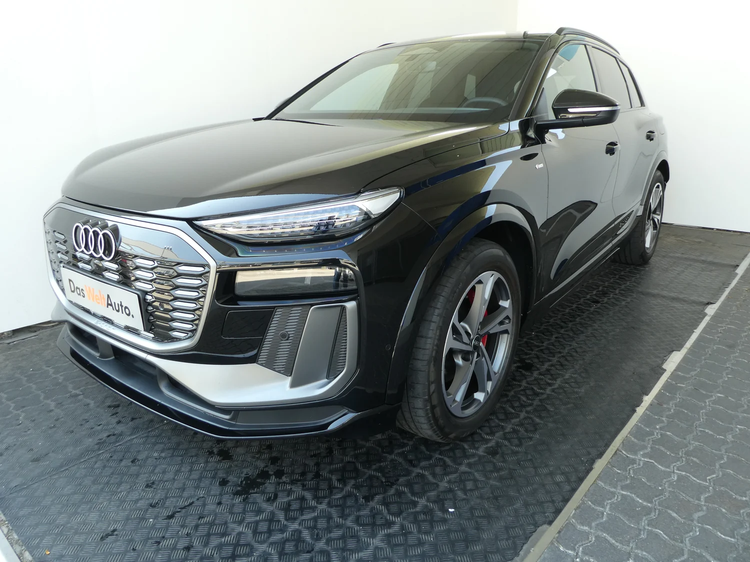 Bild eines Audi Q6 e-tron quattro