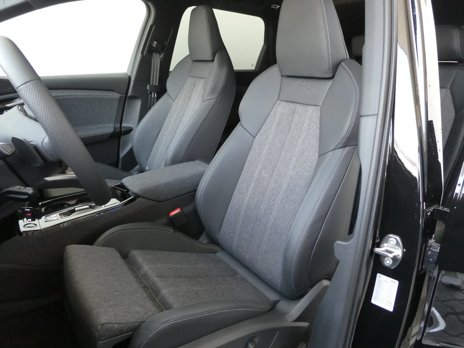 Bild eines Audi Q6 e-tron quattro