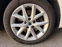 SEAT Leon SP Kombi Style 2.0 TDI DSG 4Drive in Candy-Weiß