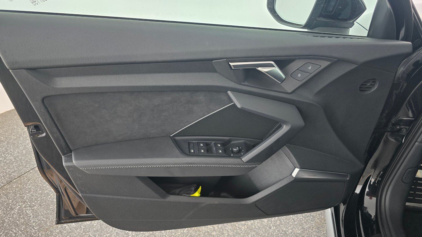 Audi A3 Sportback 35 TDI S line exterieur | Bild 10 von 25