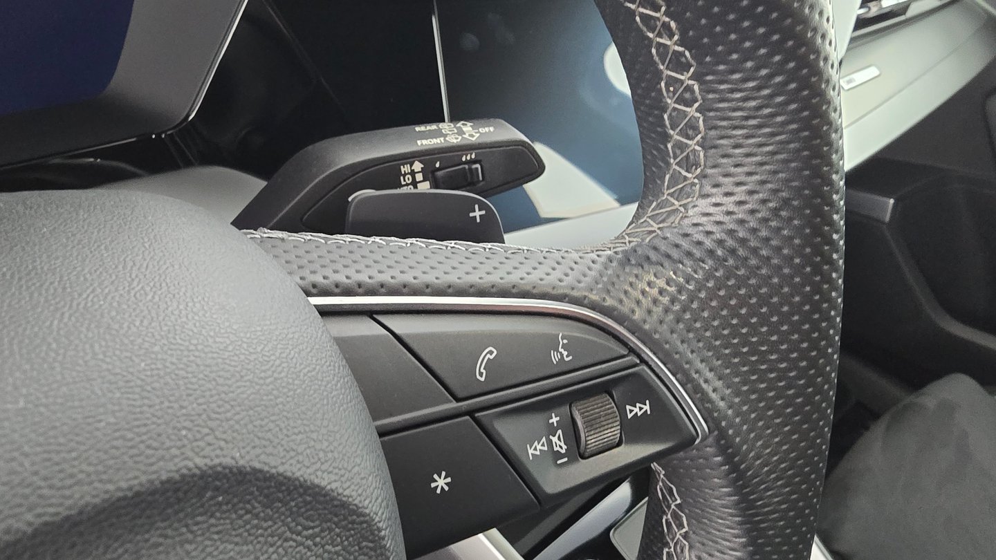 Audi A3 Sportback 35 TDI S line exterieur | Bild 16 von 25