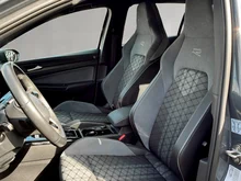 VW Golf R-Line mHEV TSI DSG in mittelgrau - metallic