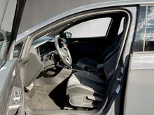 VW Golf R-Line mHEV TSI DSG in mittelgrau - metallic