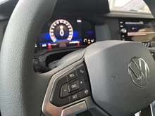 VW Polo 4Me in Deep Black Perleffekt