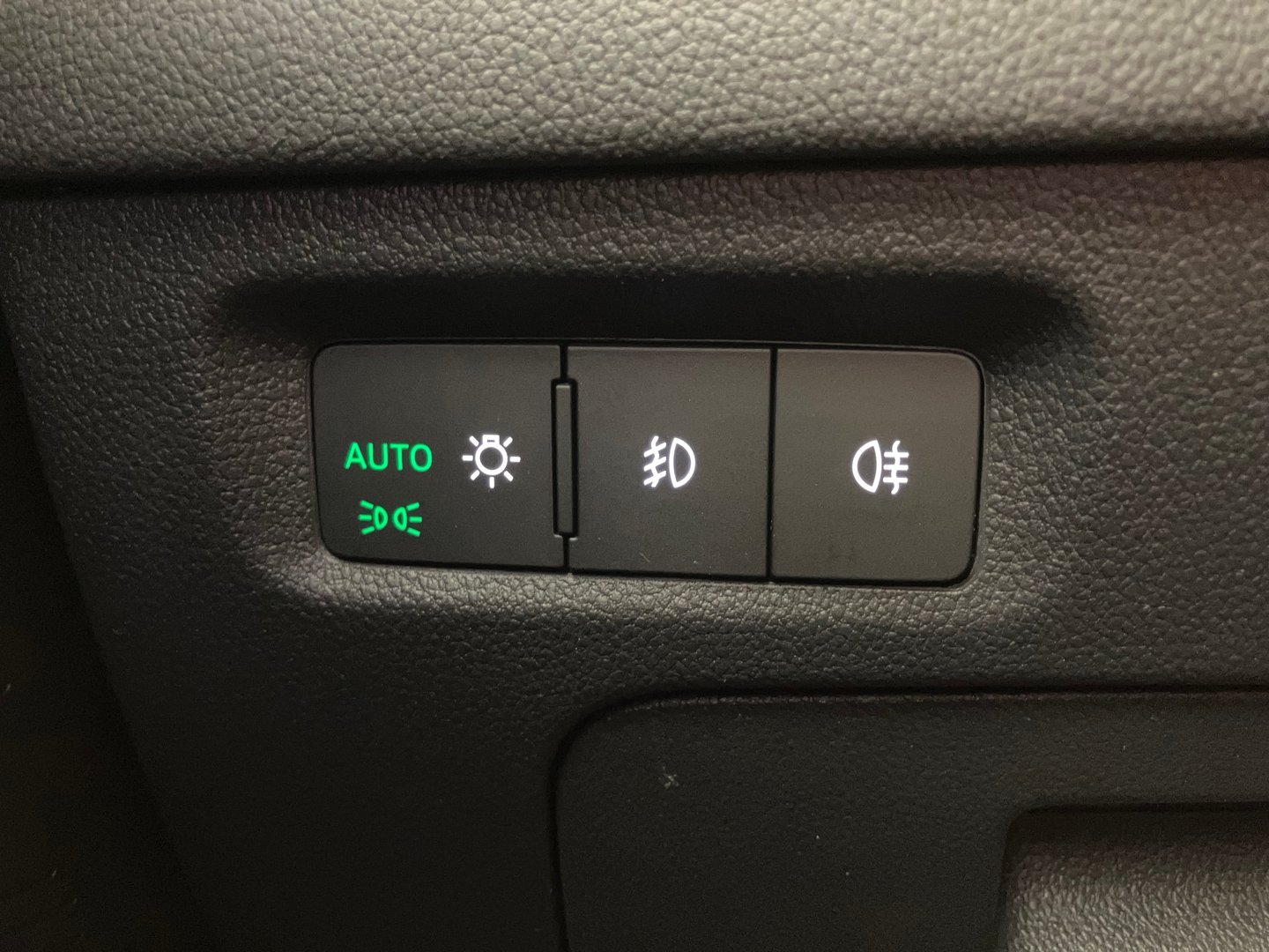 Škoda OCTAVIA Combi Ambition TDI | Bild 10 von 31