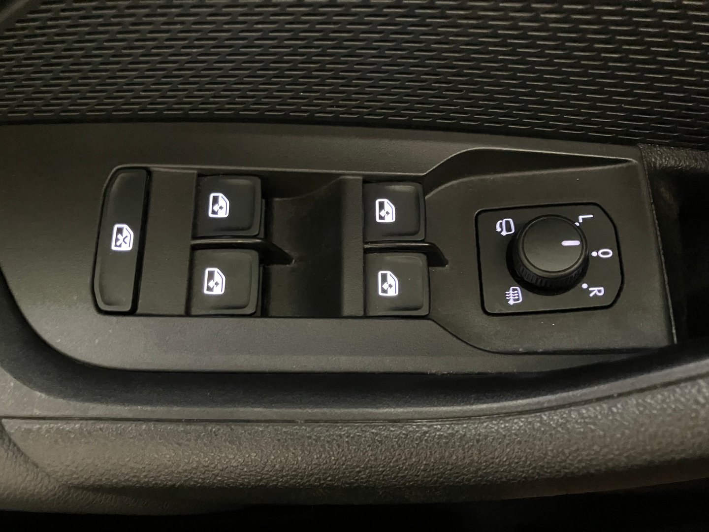 Škoda OCTAVIA Combi Ambition TDI | Bild 9 von 31