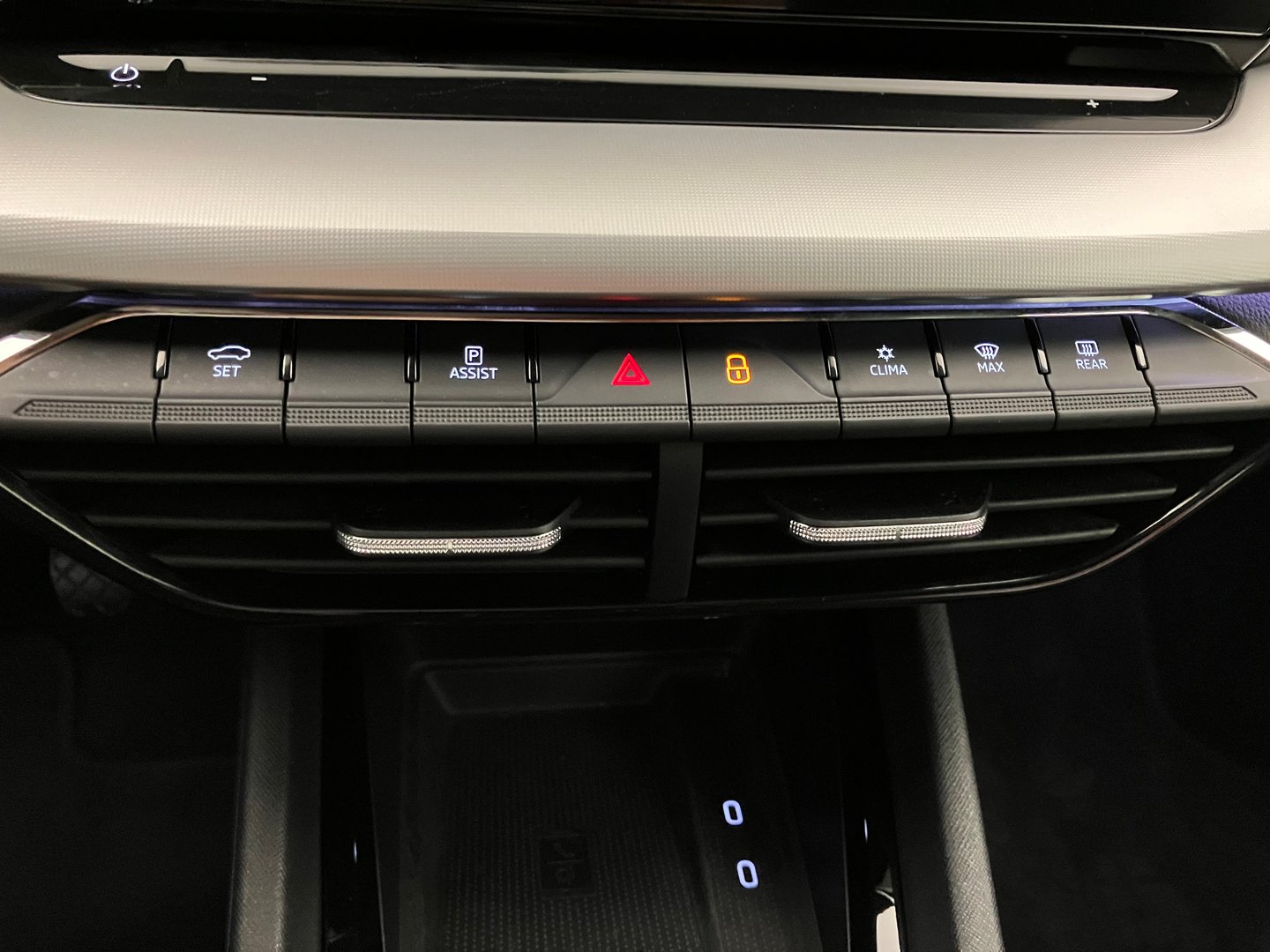 Škoda OCTAVIA Combi Ambition TDI | Bild 23 von 31