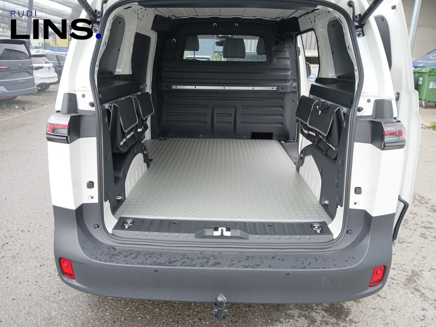 Bild eines ID. Buzz Cargo Pro 4MOTION 250 kW