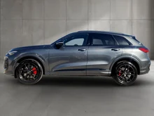 Audi Q5 e-hybrid quattro 220 KW in Daytonagrau Perleffekt