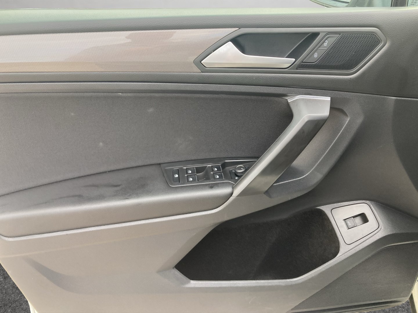 VW Tiguan Allspace Life TDI DSG | Bild 9 von 19