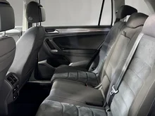 VW Tiguan Allspace Life TDI DSG in PURE WHITE