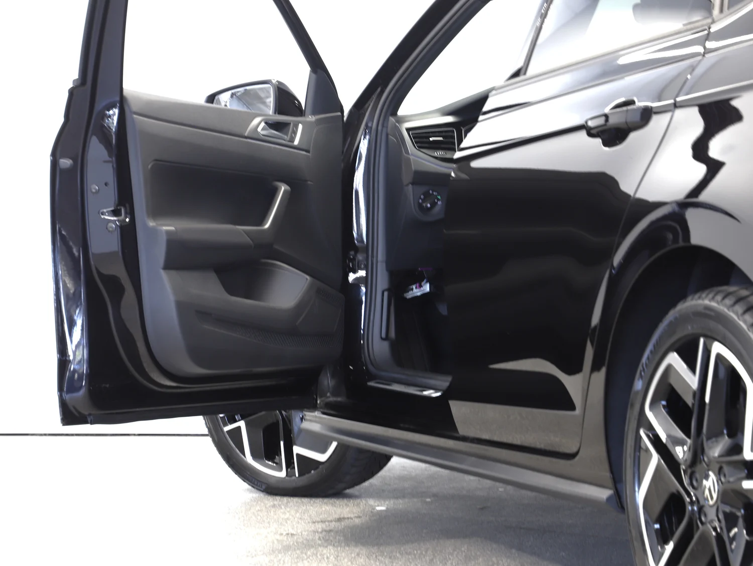 Bild eines VW Polo Sport TSI DSG