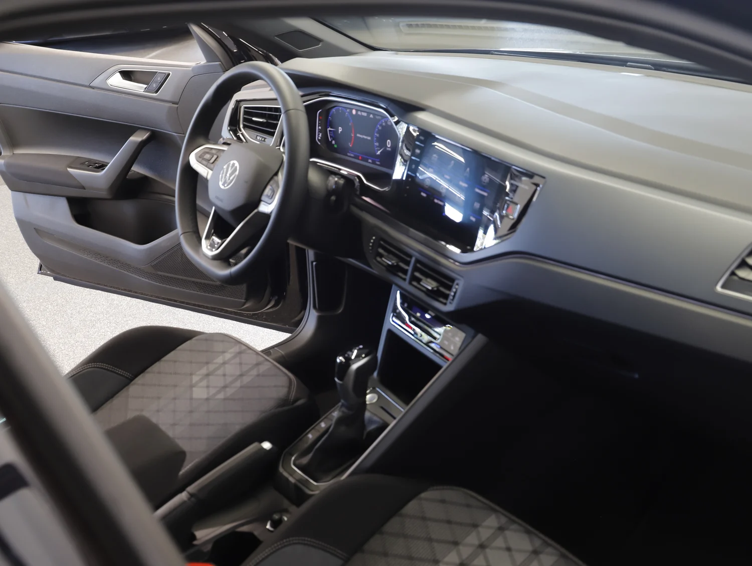 Bild eines VW Polo Sport TSI DSG