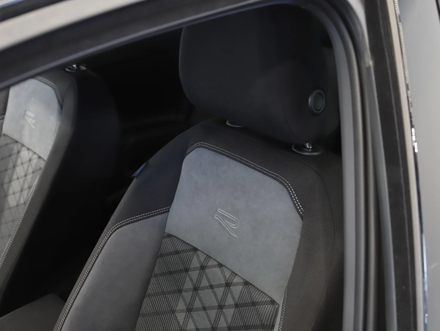 Bild eines VW Polo Sport TSI DSG
