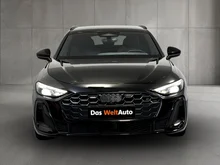 Audi A5 Avant TDI quattro in Mythosschwarz Metallic