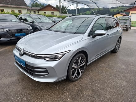 VW Golf Variant Business mHeV DSG