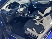 Peugeot 308 Active in dunkelblau- normal