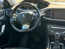 Peugeot 308 Active in dunkelblau- normal