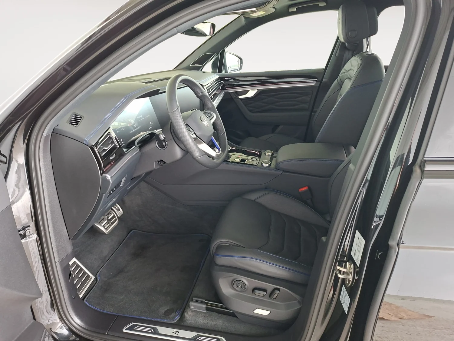 Bild eines VW Touareg R eHybrid TSI 4MOTION