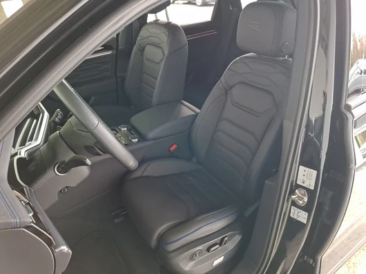 Bild eines VW Touareg R eHybrid TSI 4MOTION