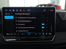 VW Tiguan Friends eTSI DSG in Delfingrau Metallic