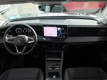 VW Tiguan Friends eTSI DSG in Delfingrau Metallic