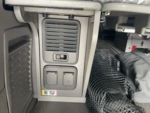 VW California Beach eHybrid 180 kW 4M in Indiumgrau Metallic