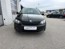 Škoda Fabia Combi 25 in Black-Magic Perleffekt