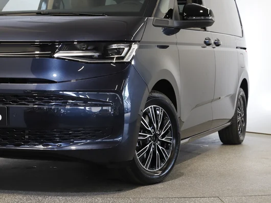 Bild eines VW Multivan Business eHybrid 180 kW 4MOTION