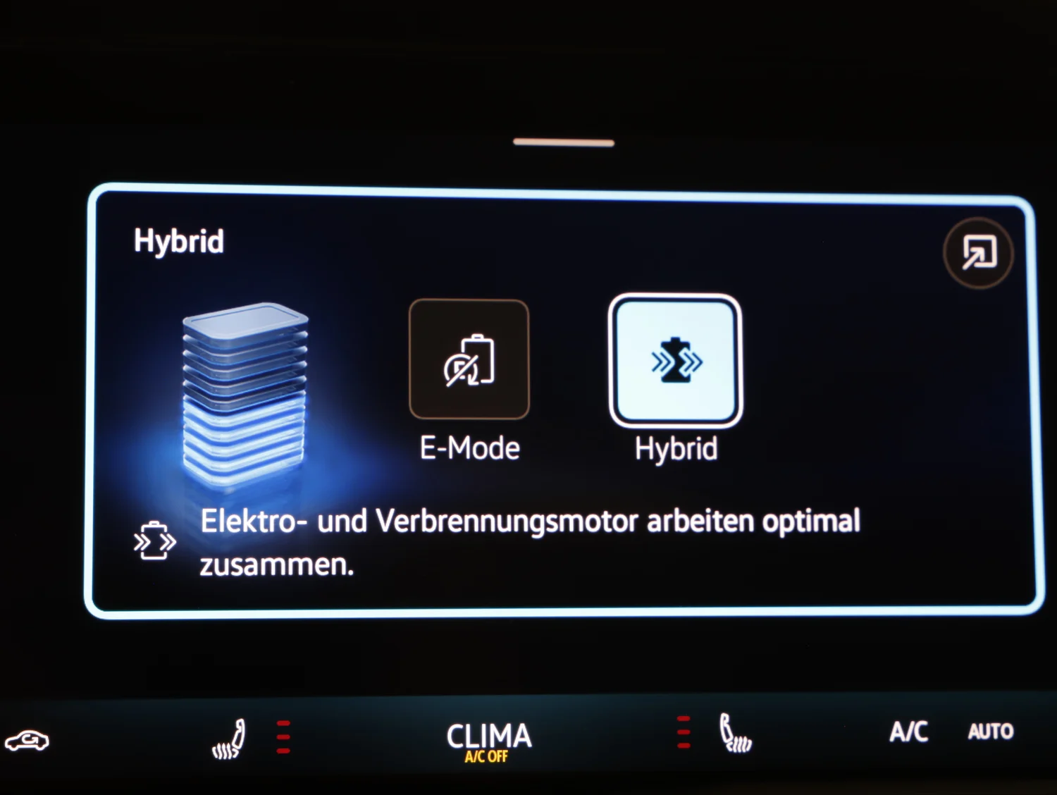 Bild eines VW Multivan Business eHybrid 180 kW 4MOTION