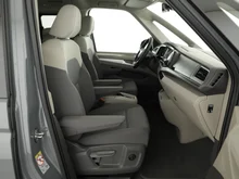 VW Multivan Business ÜH eHybrid 180 kW 4M in Puregrey