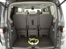 VW Multivan Business ÜH eHybrid 180 kW 4M in Puregrey