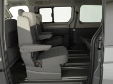 VW Multivan Business ÜH eHybrid 180 kW 4M in Puregrey