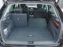 Škoda Kamiq Selection TSI in Black-Magic Perleffekt