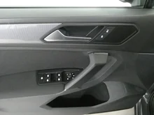VW Tiguan Life TDI 4MOTION DSG in B0 Delfingrau Metallic
