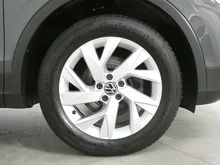 VW Tiguan Life TDI 4MOTION DSG in B0 Delfingrau Metallic