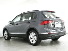 VW Tiguan Life TDI 4MOTION DSG in B0 Delfingrau Metallic