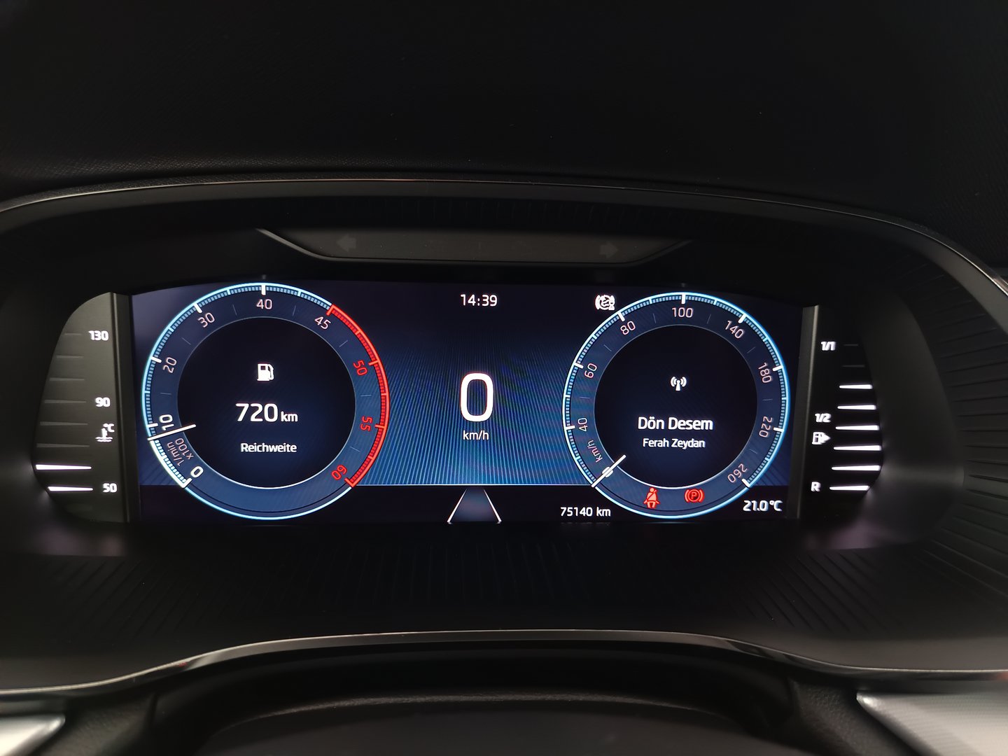 Škoda OCTAVIA Combi Style TDI | Bild 17 von 39