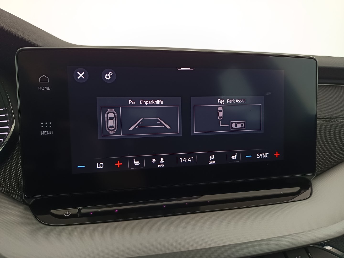 Škoda OCTAVIA Combi Style TDI | Bild 31 von 39