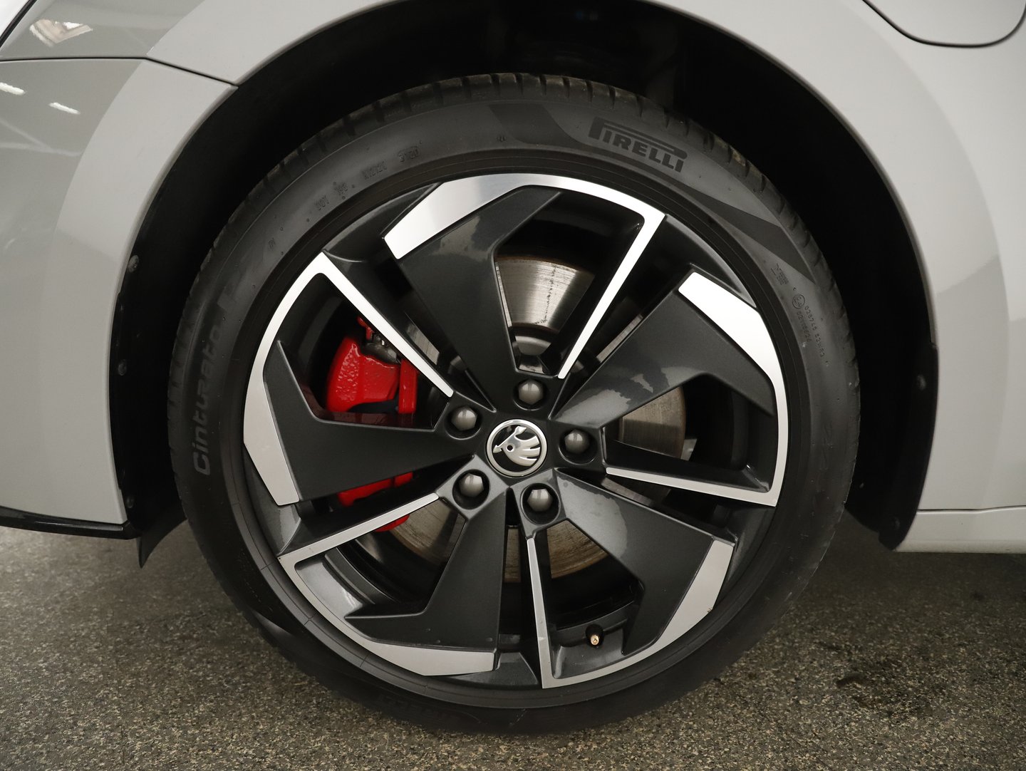 Škoda OCTAVIA Combi RS iV 245 DSG | Bild 3 von 23