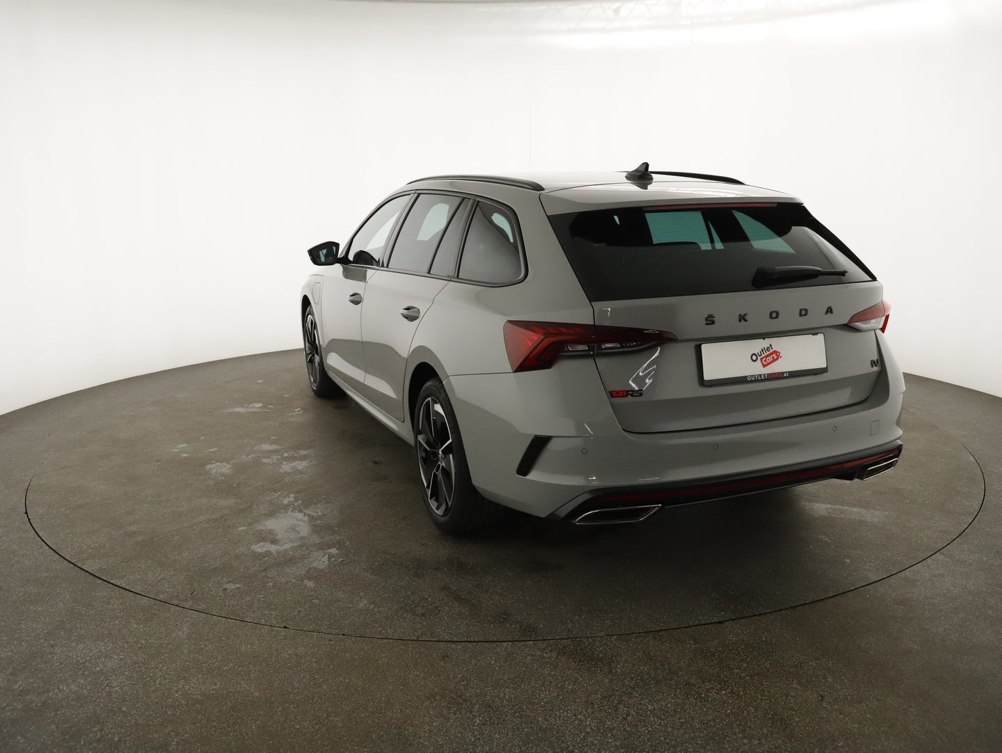 Škoda OCTAVIA Combi RS iV 245 DSG | Bild 2 von 23
