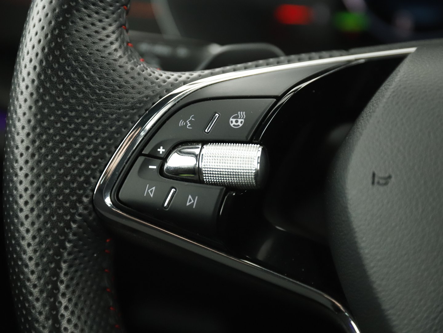 Škoda OCTAVIA Combi RS iV 245 DSG | Bild 12 von 23