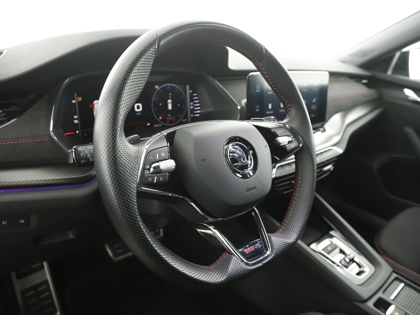Škoda OCTAVIA Combi RS iV 245 DSG | Bild 9 von 23