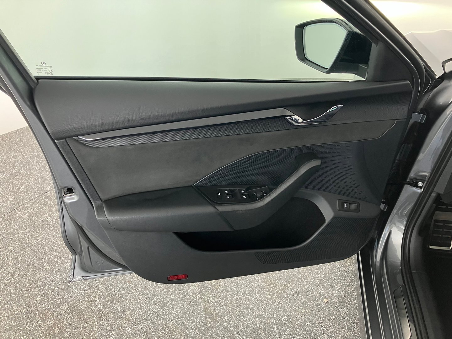 Škoda OCTAVIA Combi 4x4 RS TDI DSG | Bild 4 von 25
