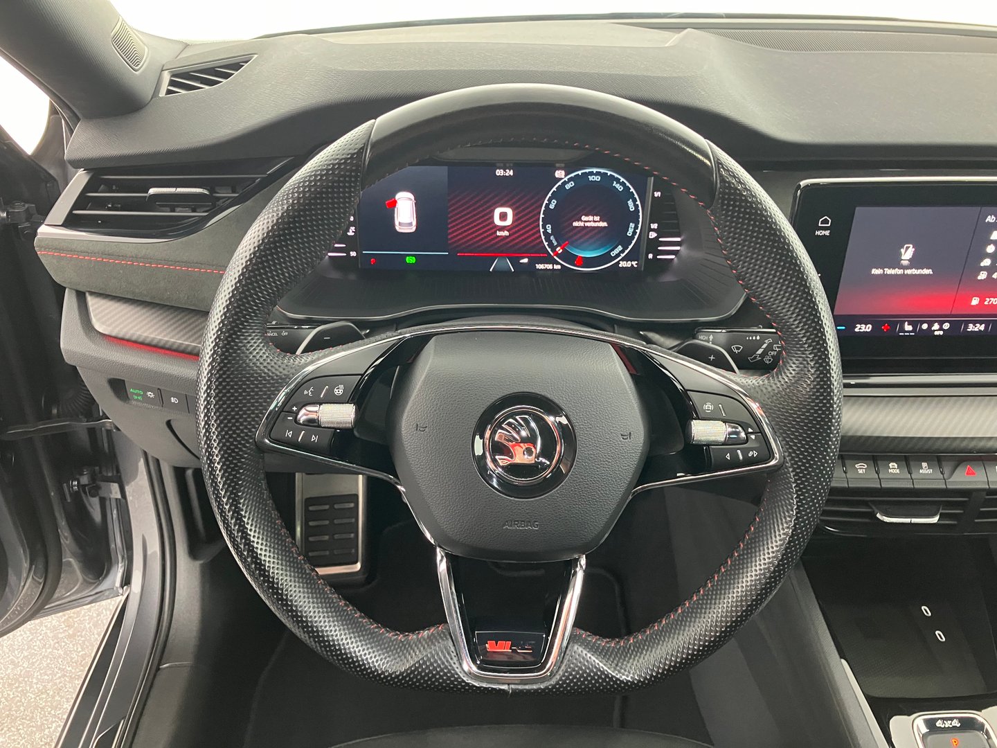 Škoda OCTAVIA Combi 4x4 RS TDI DSG | Bild 9 von 25