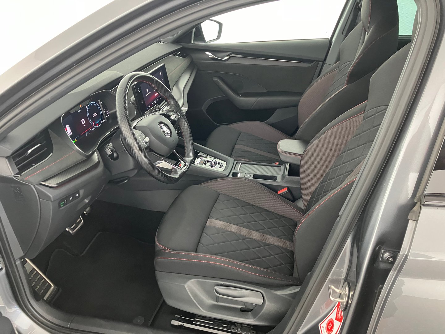 Škoda OCTAVIA Combi 4x4 RS TDI DSG | Bild 5 von 25