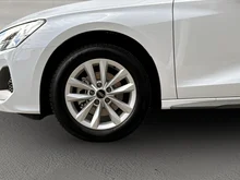 Audi A3 Sportback 30 TFSI in Arkonaweiss