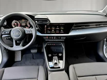 Audi A3 Sportback 30 TFSI in Arkonaweiss